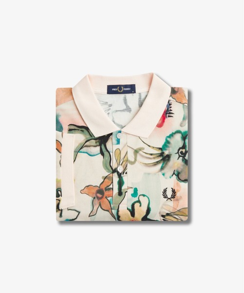 FRED PERRY フレッドペリー フローラル フラワープリント ポロシャツ FRED PERRY（フレッドペリー）の「Floral Print Polo Shirt