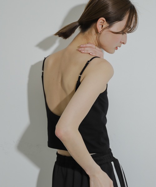 SENSE OF PLACE by URBAN RESEARCH（センスオブプレイスバイアーバンリサーチ）の「『UR TECH ひやサラクール』カップツキバックオープンキャミソール（キャミソール・レディース・ライトベージュ/ブラック/チャコールグレー・ONE）」の5枚目の写真