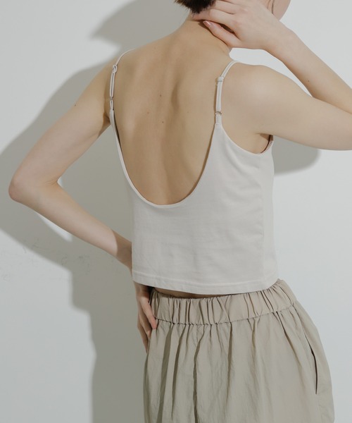 SENSE OF PLACE by URBAN RESEARCH（センスオブプレイスバイアーバンリサーチ）の「『UR TECH ひやサラクール』カップツキバックオープンキャミソール（キャミソール・レディース・ライトベージュ/ブラック/チャコールグレー・ONE）」の9枚目の写真