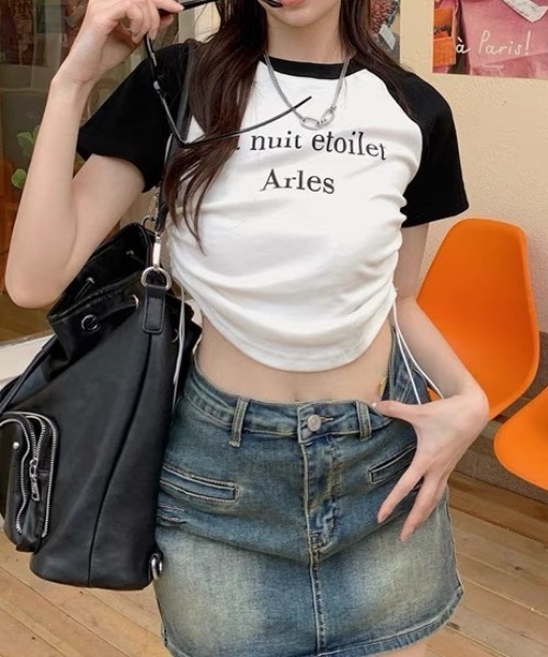 DIAVEL(ディアベル)の「サイドシャーリングリボン 配色プリントトップス(Tシャツ/カットソー・レディース・ネイビー/ブラック/レッド/グレー/ホワイト/ピンク・M)」の2枚目の写真