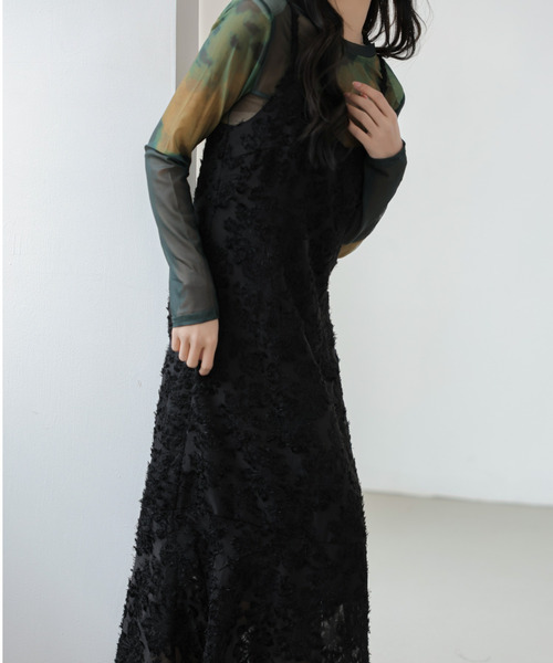 ECLIN(エクラン)の「ジャガードキャミワンピース(ワンピース・レディース・ブラック/グリーン/ベージュ・M/L)」の2枚目の写真