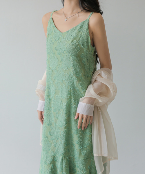 ECLIN(エクラン)の「ジャガードキャミワンピース(ワンピース・レディース・ブラック/グリーン/ベージュ・M/L)」の6枚目の写真