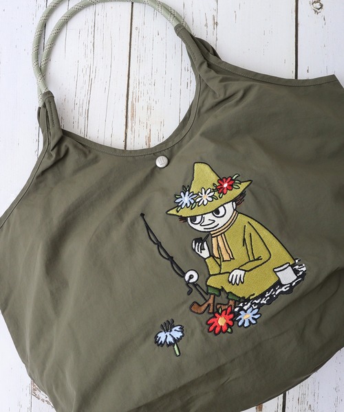 MOOMIN(ムーミン)の「ムーミン ナイロン刺繍トートバッグ(トートバッグ・レディース・カーキ/ピンク/ブルー/グレー系その他/グレー/レッド/グレイッシュブルー/ネイビー/ベージュ・FREE)」の5枚目の写真