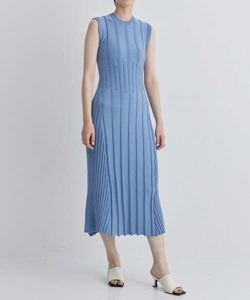 CINOH(チノ)の「【CINOH/チノ】《STUDIOUS別注》ノースリーブニットドレス(ワンピース・レディース・ブラウン/ブラック/ブルー・38/36)」の16枚目の写真