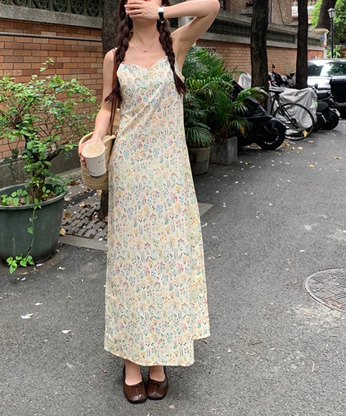 aimoha(アイモハ)の「サマー柄キャミソールワンピ (SS)(ワンピース・レディース・ベージュ・FREE)」の8枚目の写真