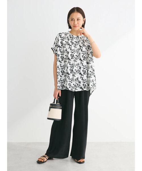 Green　Parks（グリーンパークス）の「I　アソート柄さらっとレーヨンブラウス（シャツ/ブラウス・レディース・イエロー系その他/ブラック系その他/ブルー系その他3/オフホワイト・FREE）」の8枚目の写真