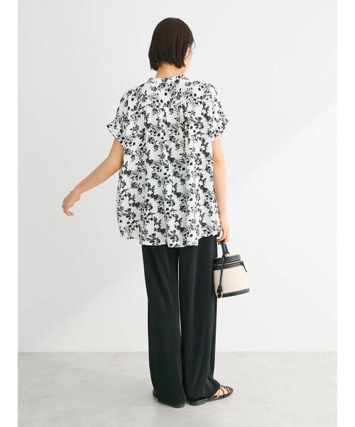 Green　Parks（グリーンパークス）の「I　アソート柄さらっとレーヨンブラウス（シャツ/ブラウス・レディース・イエロー系その他/ブラック系その他/ブルー系その他3/オフホワイト・FREE）」の10枚目の写真