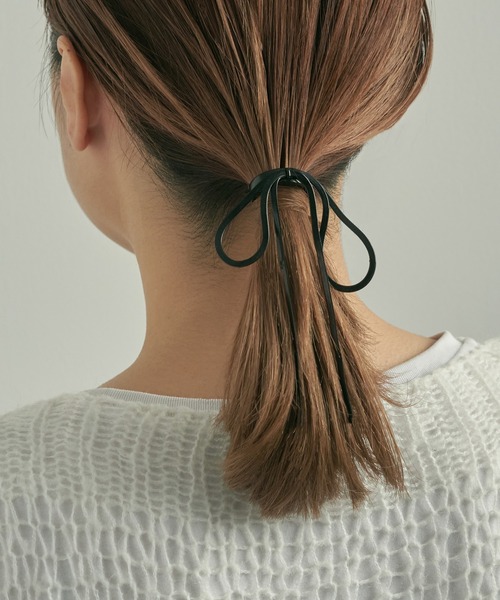 GOLDY（ゴールディ）の「メタル コード リボン ヘアカフ（ヘアゴム・レディース・ゴールド/シルバー/ブラック・FREE）」の2枚目の写真