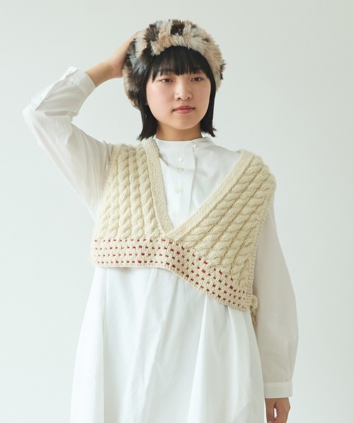 ビュルデサボン　ネパールハンドニットアラン編みベスト bulle de savon（ビュルデサボン）の「ネパールハンドニット アラン