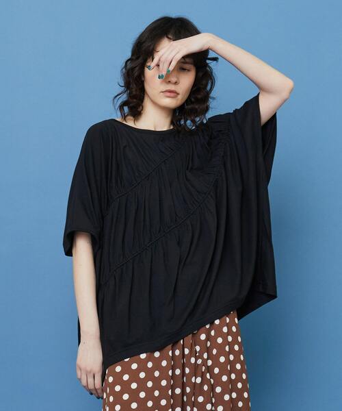 FRAPBOIS（フラボア）の「フレンチギャザー カットソー（Tシャツ/カットソー・レディース・ブラック/オレンジ・1）」の2枚目の写真