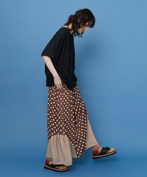 FRAPBOIS（フラボア）の「フレンチギャザー カットソー（Tシャツ/カットソー・レディース・ブラック/オレンジ・1）」の18枚目の写真