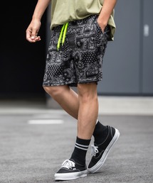 ダンボール素材 ショートパンツ