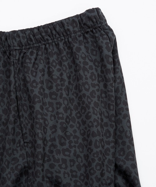 improves（インプローブス）の「ダンボール素材 ショートパンツ（その他パンツ・メンズ・イエロー/ブラック/D/C/B/杢グレー/A/E/F/エメラルド/チャコール/オレンジ・LARGE/MEDIUM/X-LARGE）」の14枚目の写真