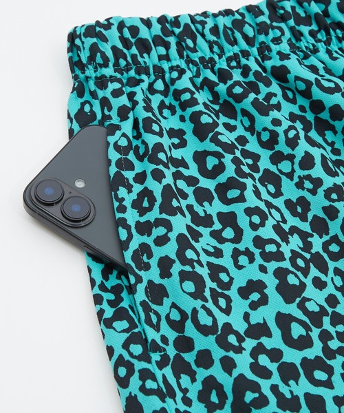 improves（インプローブス）の「ダンボール素材 ショートパンツ（その他パンツ・メンズ・イエロー/ブラック/D/C/B/杢グレー/A/E/F/エメラルド/チャコール/オレンジ・LARGE/MEDIUM/X-LARGE）」の18枚目の写真