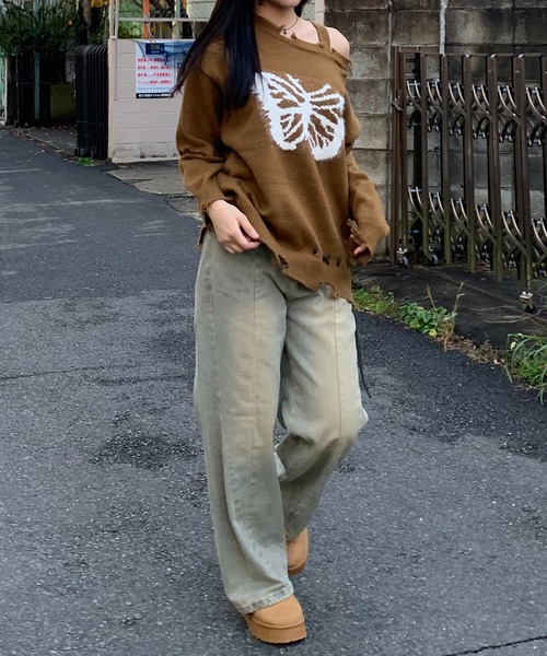 lilful(リルフル)の「ヴィンテージ加工 ブラスト バレルレッグ デニムワイドパンツ(デニムパンツ・レディース・ブルー・S/L/M)」の13枚目の写真