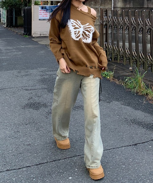 lilful(リルフル)の「ヴィンテージ加工 ブラスト バレルレッグ デニムワイドパンツ(デニムパンツ・レディース・ブルー・S/L/M)」の14枚目の写真