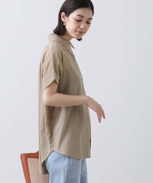 Gready Brilliant（グレディブリリアン）の「シアー後Ｖギャザーシャツ（シャツ/ブラウス・レディース・レッド/キャメル・FREE）」の13枚目の写真