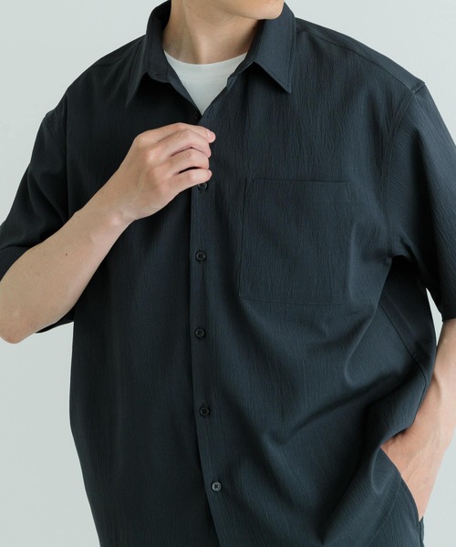 ITEMS URBANRESEARCH（アイテムズ アーバンリサーチ）の「『セットアップ対応』ヨウリュウ レギュラーカラー 半袖シャツ（シャツ/ブラウス・メンズ・ブラック/ネイビー/ブラウン・MEDIUM/LARGE）」の14枚目の写真