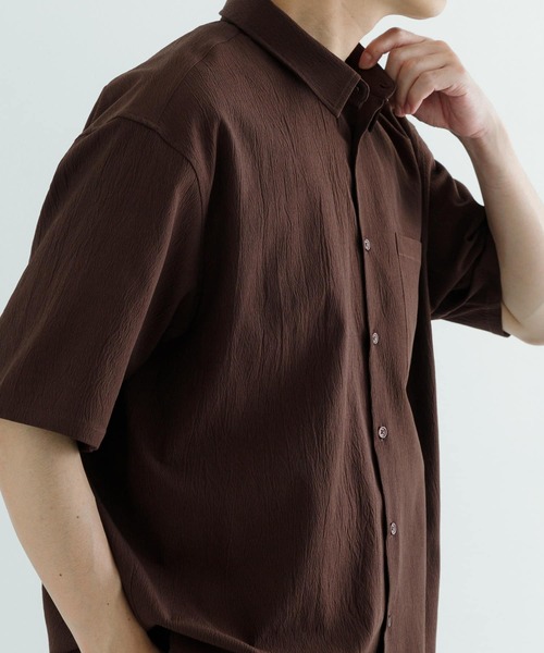 ITEMS URBANRESEARCH（アイテムズ アーバンリサーチ）の「『セットアップ対応』ヨウリュウ レギュラーカラー 半袖シャツ（シャツ/ブラウス・メンズ・ブラック/ネイビー/ブラウン・MEDIUM/LARGE）」の19枚目の写真