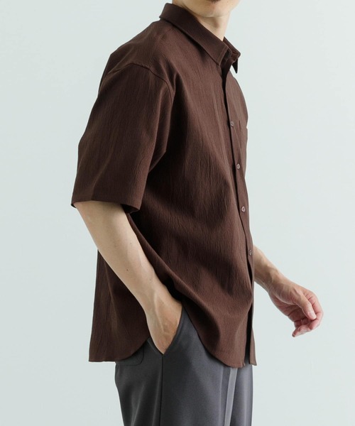 ITEMS URBANRESEARCH（アイテムズ アーバンリサーチ）の「『セットアップ対応』ヨウリュウ レギュラーカラー 半袖シャツ（シャツ/ブラウス・メンズ・ブラック/ネイビー/ブラウン・MEDIUM/LARGE）」の21枚目の写真