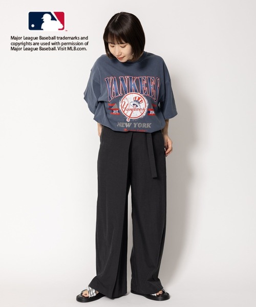LEPSIM(レプシィム)の「MLB プリントBIGTシャツ 127579(Tシャツ/カットソー・レディース・ライトグレー/オフホワイト/ネイビー・FREE)」の19枚目の写真