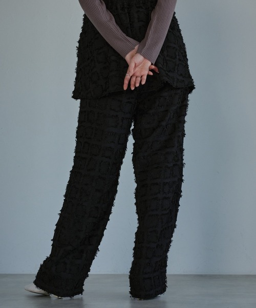 ap retro(アプレトロ)の「【セットアップ対応】フリンジ ジャガードイージーワイドパンツ《動画あり》(その他パンツ・レディース・ブラウン/グレー/ブラック/ベージュ/ブラック系その他・FREE)」の8枚目の写真