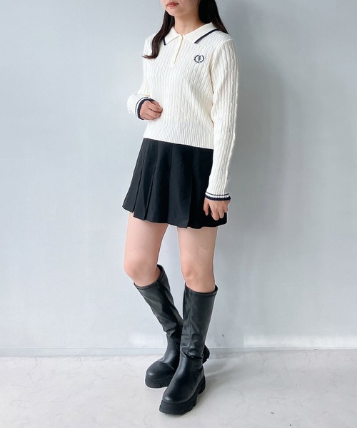 セール】◇ワンポイントロゴ刺繍 衿付ケーブルニットプルオーバー