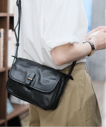 【NiiNa】【高品質牛革】ヴィンテージソフトレザースクエアショルダーバッグ