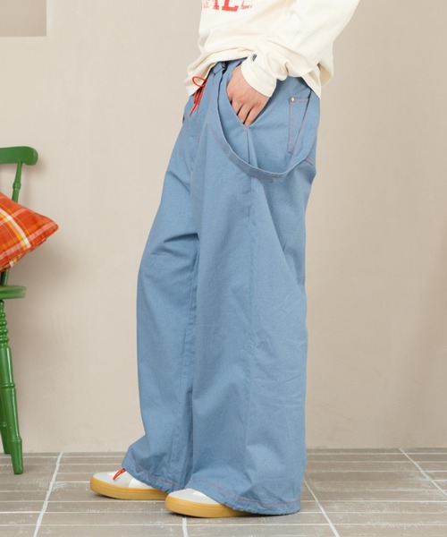 eLur（エラー）の「サスペンダー付きパラシュートパンツ（カーゴパンツ・レディース・ピンク/ダークブラウン/アイボリー/カーキ/ブルー・FREE）」の5枚目の写真