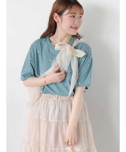 ehka sopo（エヘカソポ）の「花刺繍Tシャツ（Tシャツ/カットソー・レディース・キナリ/オフホワイト/ブラック/グリーン・F）」の7枚目の写真