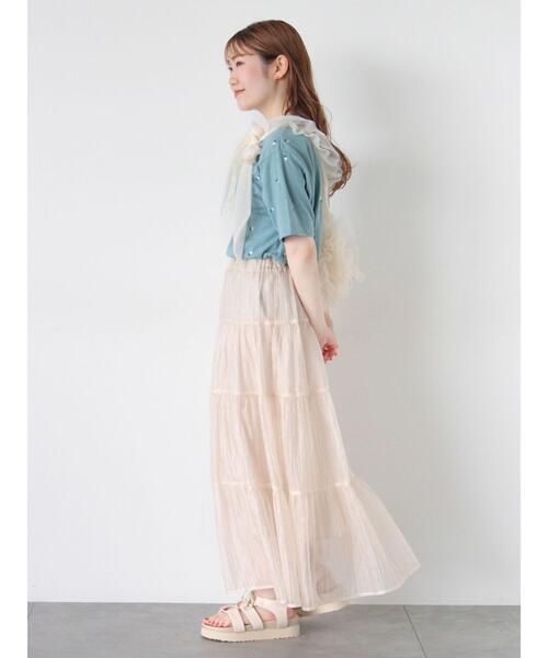 ehka sopo（エヘカソポ）の「花刺繍Tシャツ（Tシャツ/カットソー・レディース・キナリ/オフホワイト/ブラック/グリーン・F）」の11枚目の写真