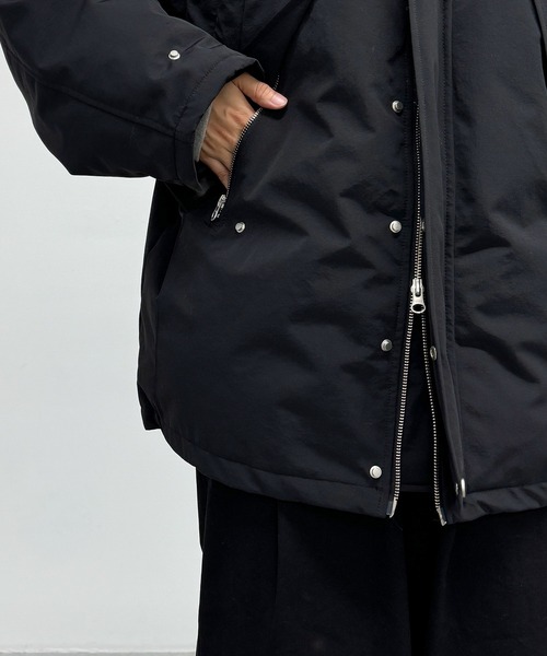 CANAL JEAN(キャナルジーン)の「SUPERTHANKS マウンテンパーカー(マウンテンパーカー・レディース・ブラック/クリーム・SMALL)」の20枚目の写真