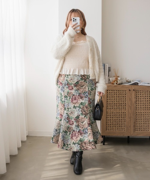 CLETTE(クレット)の「レース使いシャーリングキャミソール(キャミソール・レディース・アイボリー/ブラック・LL/3L/4L)」の21枚目の写真