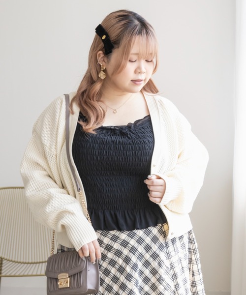 CLETTE(クレット)の「レース使いシャーリングキャミソール(キャミソール・レディース・アイボリー/ブラック・LL/3L/4L)」の8枚目の写真