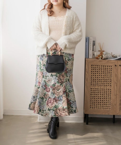 CLETTE(クレット)の「レース使いシャーリングキャミソール(キャミソール・レディース・アイボリー/ブラック・LL/3L/4L)」の5枚目の写真