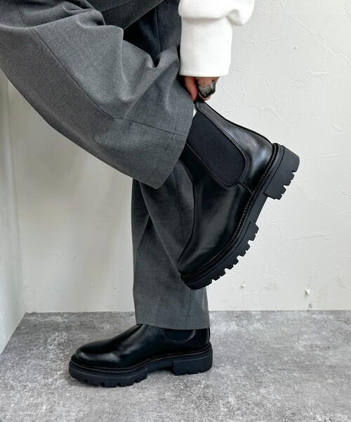 fredy emue（フレディエミュ）の「【ENESS/ エネス】サイドゴアショートブーツ（ブーツ・レディース・ブラック・37/38）」の3枚目の写真