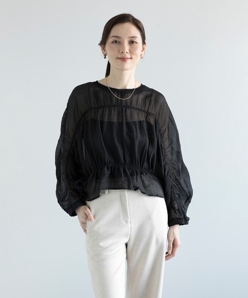 DECADE CLASSIC(ディケイド クラシック)の「【DECADE CLASSIC】ラッフルドロストドルマンシアーブラウス (SS)(シャツ/ブラウス・レディース・ライトベージュ/ブラック/グレー/ホワイト/ベージュ・FREE)」の6枚目の写真