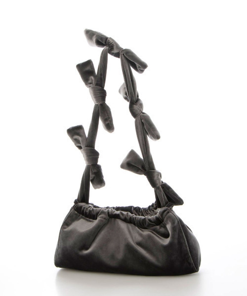 kakatoo(カカトゥ)の「カカトゥ kakatoo / ベルベットリボンバゲットショルダーバッグ(ショルダーバッグ・レディース・ブラック/グレー/ピンク・FREE)」の13枚目の写真
