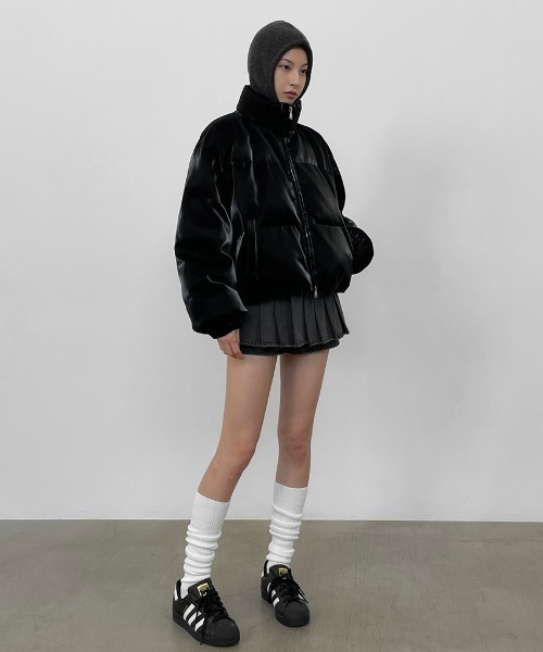 BLACKUP（ブラックアップ）の「[MADE] ハイブグロッシークロップ中綿ジャケット（ダウンジャケット/コート・レディース・ブラック・ONESIZE）」の4枚目の写真