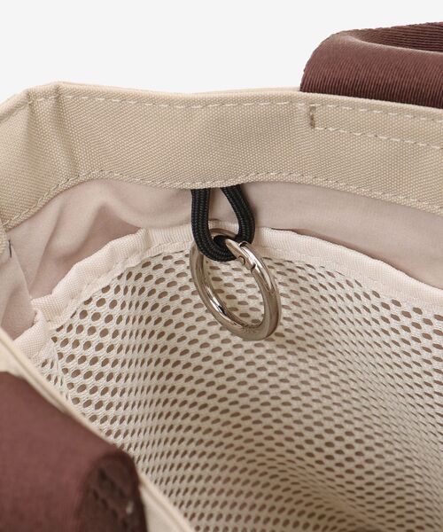 le.coeur blanc（ルクールブラン）の「テープハンドルナイロントート（トートバッグ・レディース・ベージュ/ブラック・FREE）」の22枚目の写真