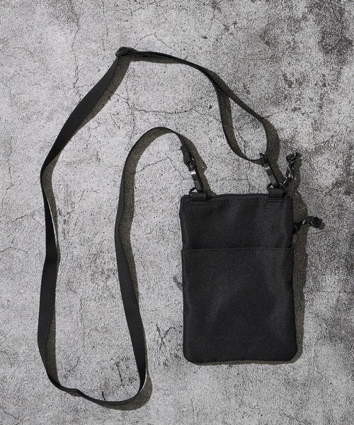 THRASHER（スラッシャー）の「【THRASHER / スラッシャー】SHOULDER POACH / ミニショルダーバッグ（ショルダーバッグ・メンズ・ブラック系2/ブラック系1/レオパード・FREE）」の4枚目の写真