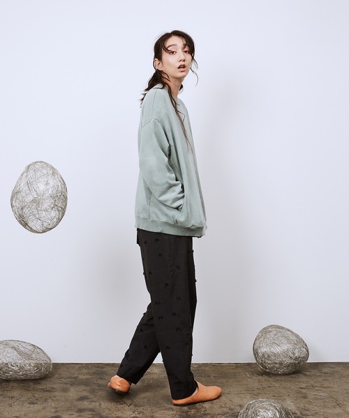 Dulcamara（ドゥルカマラ）の「ピグメントSWカラーチップトレーナー（スウェット・メンズ・グリーン/ベージュ/ブラック・0/1）」の14枚目の写真