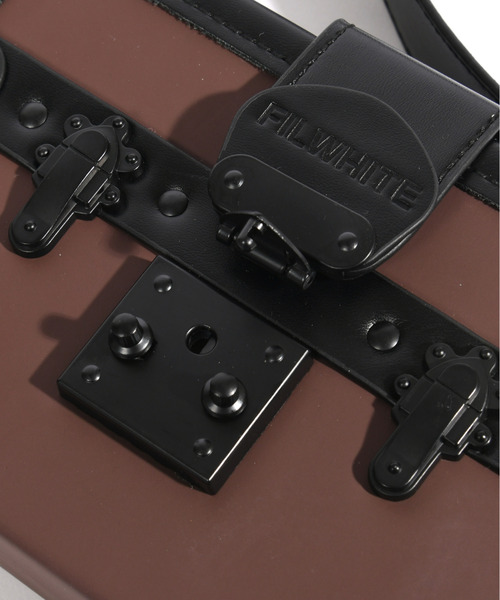 neos（ネオス）の「【neos】合成皮革 トランク型 ミニ ショルダー バッグ（ショルダーバッグ・メンズ・ブラック/ブラウン・FREE）」の4枚目の写真