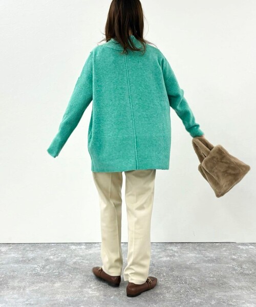 MICO COULIER(ミコクリエ)の「特紡毛異ゲージボトルネックチュニックニット(ニット/セーター・レディース・オフホワイト/グリーン/ライトグレー/ラベンダー・38)」の12枚目の写真