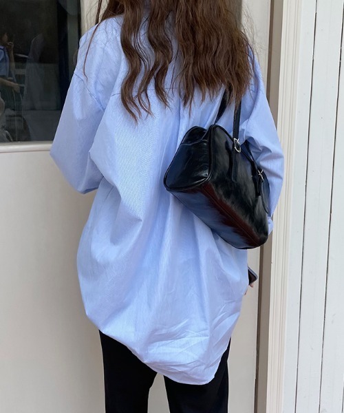 Teem Store(チームストア)の「ロングハンドルスクエアショルダーバッグ(ショルダーバッグ・レディース・ブラック/アイボリー・M)」の13枚目の写真