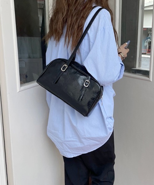 Teem Store(チームストア)の「ロングハンドルスクエアショルダーバッグ(ショルダーバッグ・レディース・ブラック/アイボリー・M)」の15枚目の写真