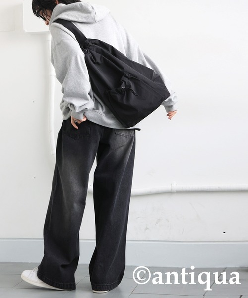 antiqua(アンティカ)の「バックアシメグラデーションデニム(デニムパンツ・レディース・ブラック/ブルー系その他/インディゴブルー・L/M)」の11枚目の写真