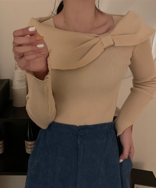 オフショルダーリボンニットトップス（ニット/セーター）｜deux amour