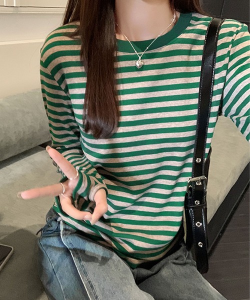 2ly2(トゥーリートゥー)の「万能アイテム!快適なボーダーロングTシャツ(Tシャツ/カットソー・レディース・ブラック/パープル/グリーン・FREE)」の5枚目の写真