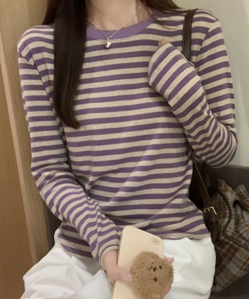 2ly2(トゥーリートゥー)の「万能アイテム!快適なボーダーロングTシャツ(Tシャツ/カットソー・レディース・ブラック/パープル/グリーン・FREE)」の15枚目の写真